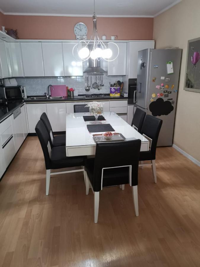 Apartman Lucica Задар Экстерьер фото