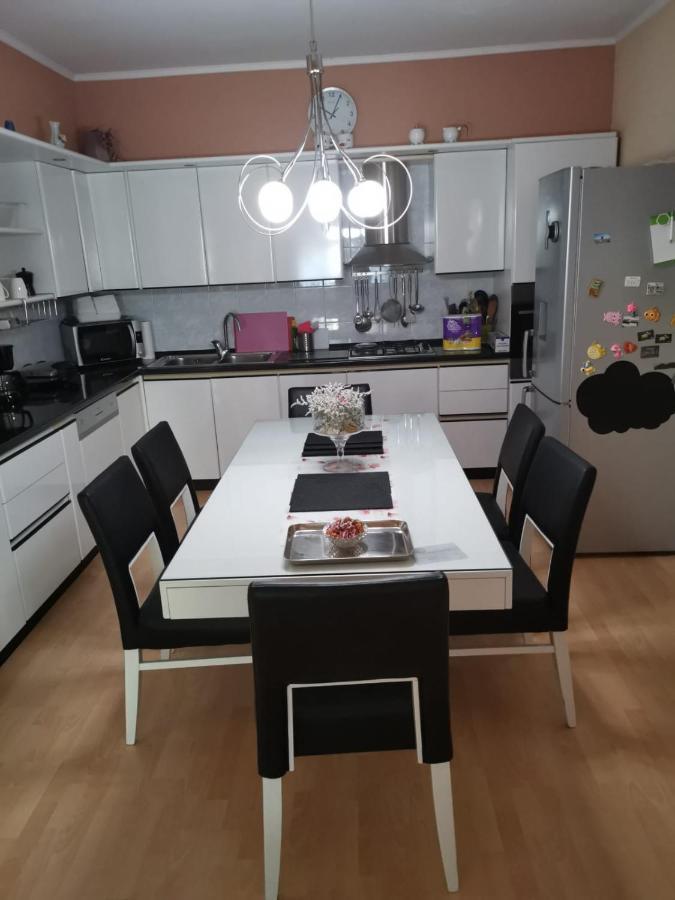 Apartman Lucica Задар Экстерьер фото