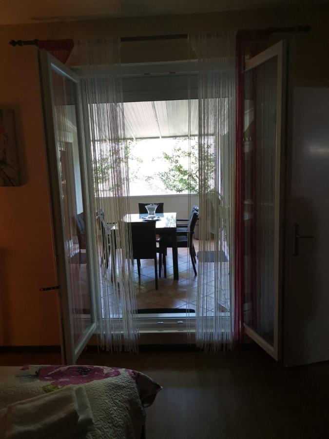 Apartman Lucica Задар Экстерьер фото