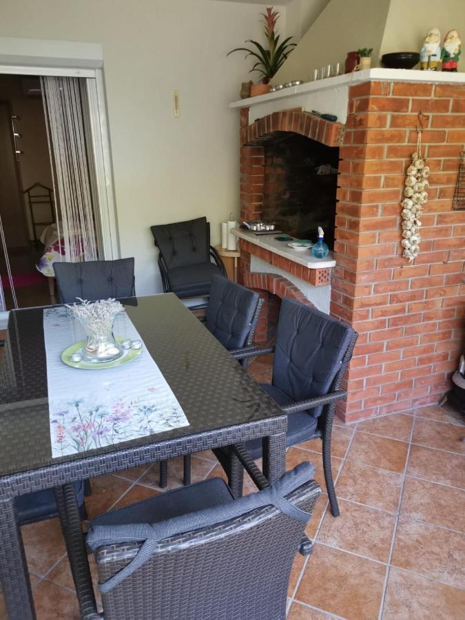 Apartman Lucica Задар Экстерьер фото